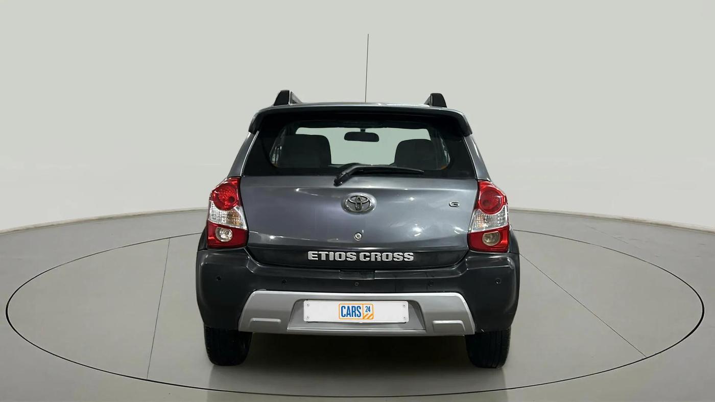 2014 Toyota Etios CROSS 1.2 G, Petrol, Manual, 69,670 km, Back/Rear