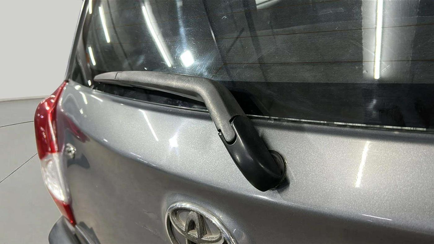 2014 Toyota Etios CROSS 1.2 G, Petrol, Manual, 69,670 km, Rear Wiper