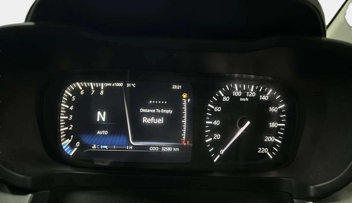 2023 Tata ALTROZ XZA, Petrol, Automatic, 32,570 km, Odometer Image