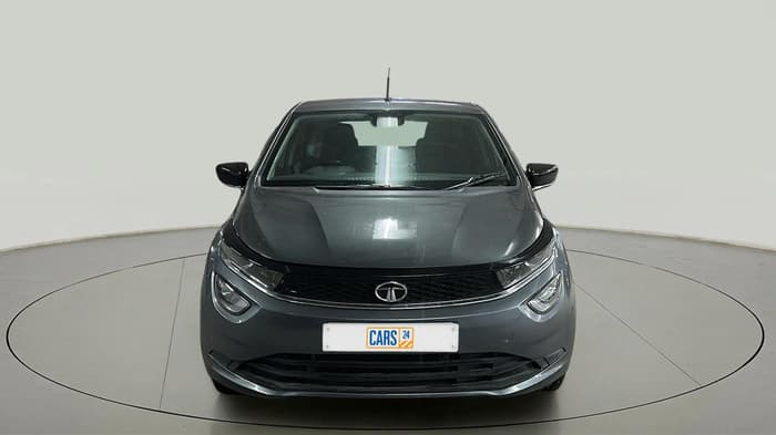2023 Tata ALTROZ XZA, Petrol, Automatic, 32,570 km, Front
