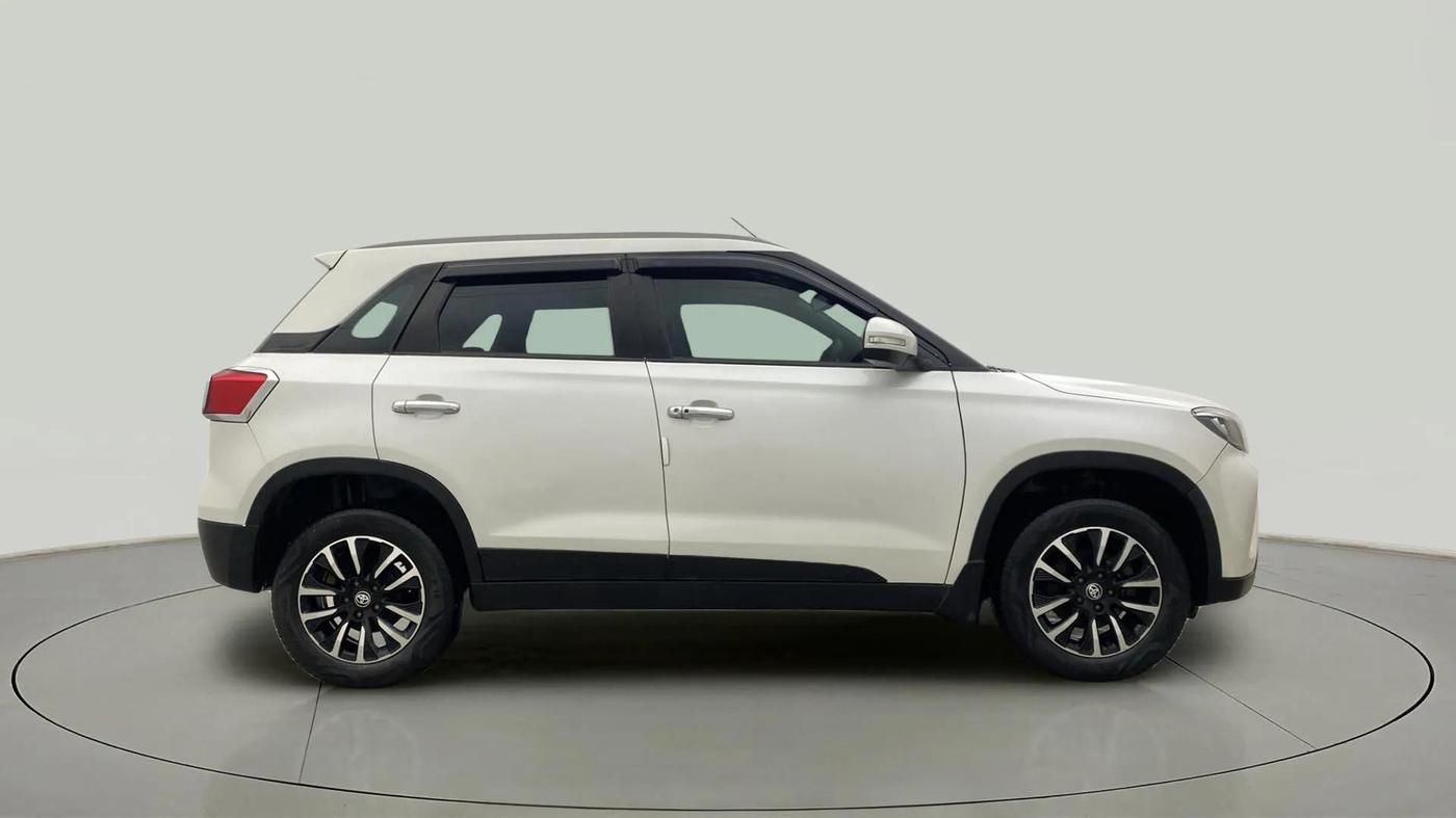 2022 Toyota URBAN CRUISER PREMIUM GRADE AT, Petrol, Automatic, 53,218 km, Right Side View