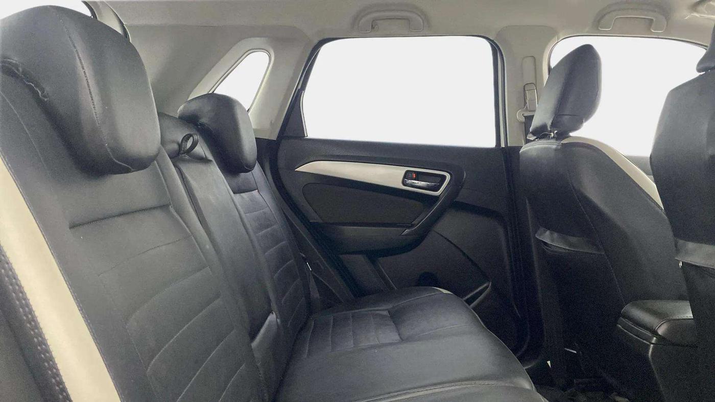 2022 Toyota URBAN CRUISER PREMIUM GRADE AT, Petrol, Automatic, 53,218 km, Right Side Rear Door Cabin