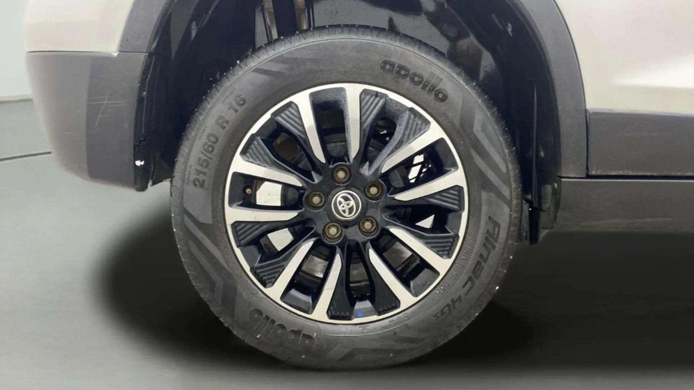 2022 Toyota URBAN CRUISER PREMIUM GRADE AT, Petrol, Automatic, 53,218 km, Right Rear Wheel