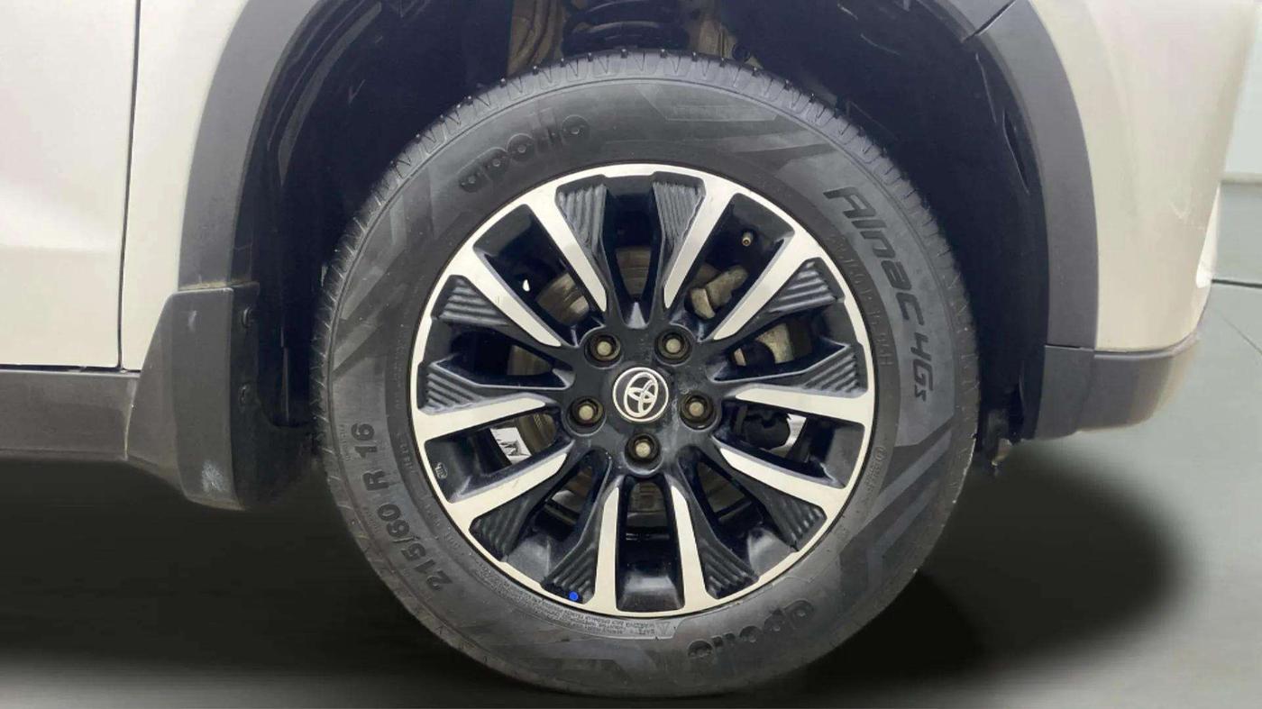 2022 Toyota URBAN CRUISER PREMIUM GRADE AT, Petrol, Automatic, 53,218 km, Right Front Wheel