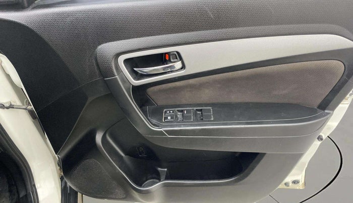 2022 Toyota URBAN CRUISER PREMIUM GRADE AT, Petrol, Automatic, 53,129 km, Driver Side Door Panels Control