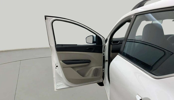 2021 Renault TRIBER RXT, Petrol, Manual, 48,732 km, LHS Front Door