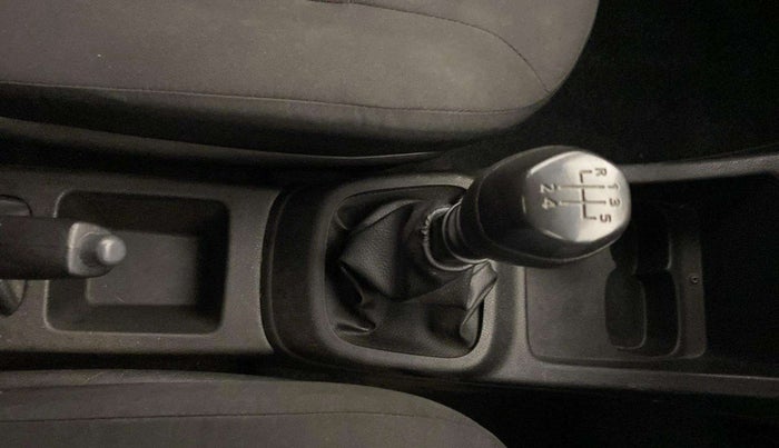 2018 Renault Kwid RXT 1.0 (O), Petrol, Manual, 26,175 km, Gear Lever