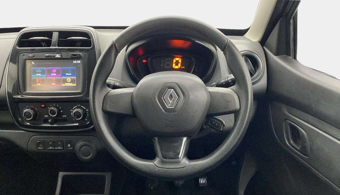 2018 Renault Kwid RXT 1.0 (O), Petrol, Manual, 26,175 km, Steering Wheel Close Up