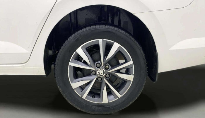 2022 Skoda SLAVIA STYLE 1.0L TSI AT, Petrol, Automatic, 30,046 km, Left Rear Wheel