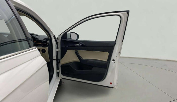 2022 Skoda SLAVIA STYLE 1.0L TSI AT, Petrol, Automatic, 30,046 km, RHS Front Door