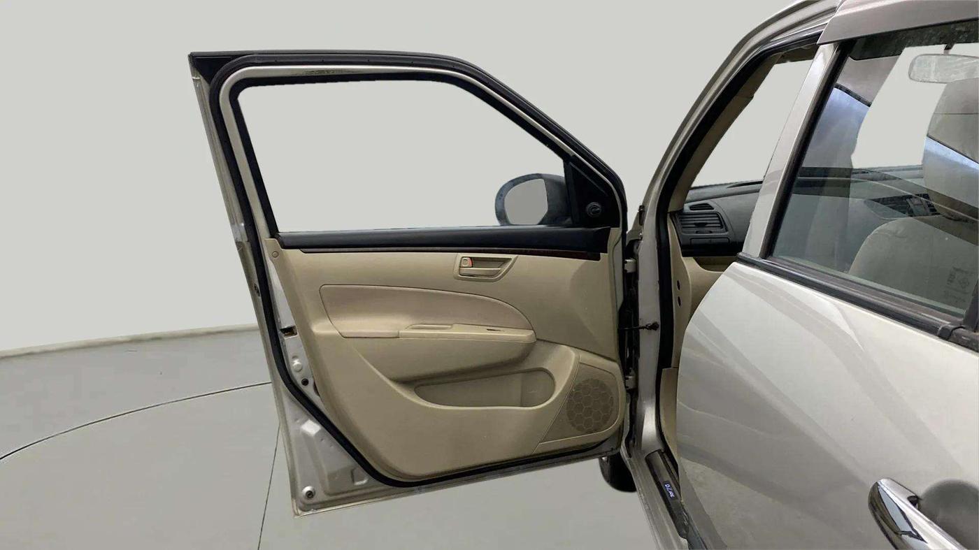 2015 Maruti Swift Dzire LXI (O), Petrol, Manual, 98,939 km, LHS Front Door