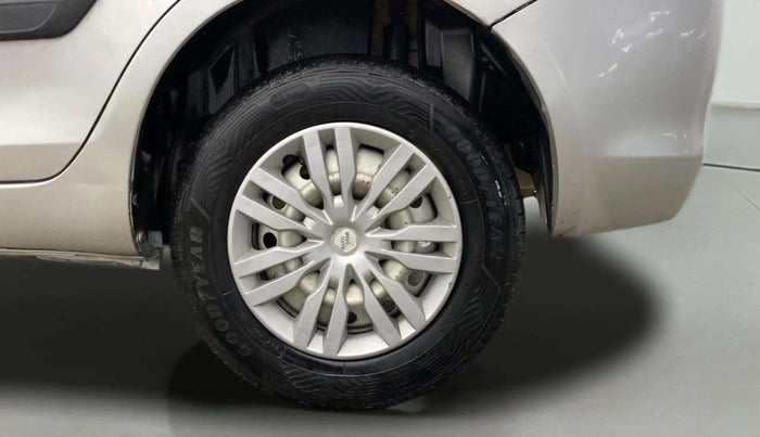 2015 Maruti Swift Dzire LXI (O), Petrol, Manual, 98,939 km, Left Rear Wheel