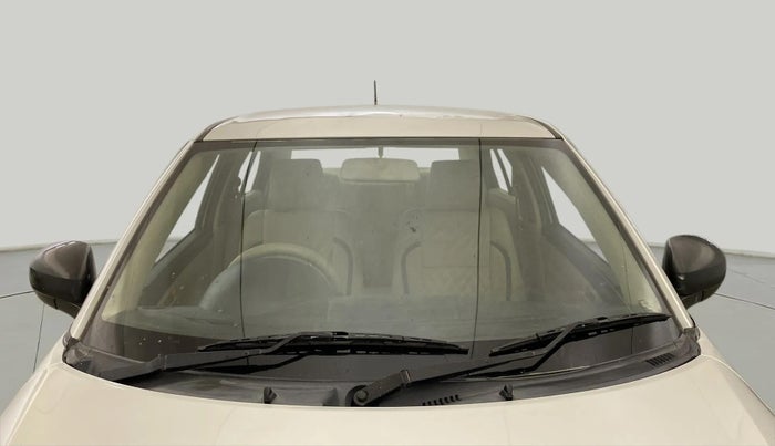 2015 Maruti Swift Dzire LXI (O), Petrol, Manual, 98,939 km, Front Windshield