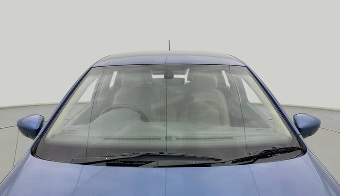 2017 Volkswagen Vento HIGHLINE PETROL AT, Petrol, Automatic, 51,353 km, Front Windshield
