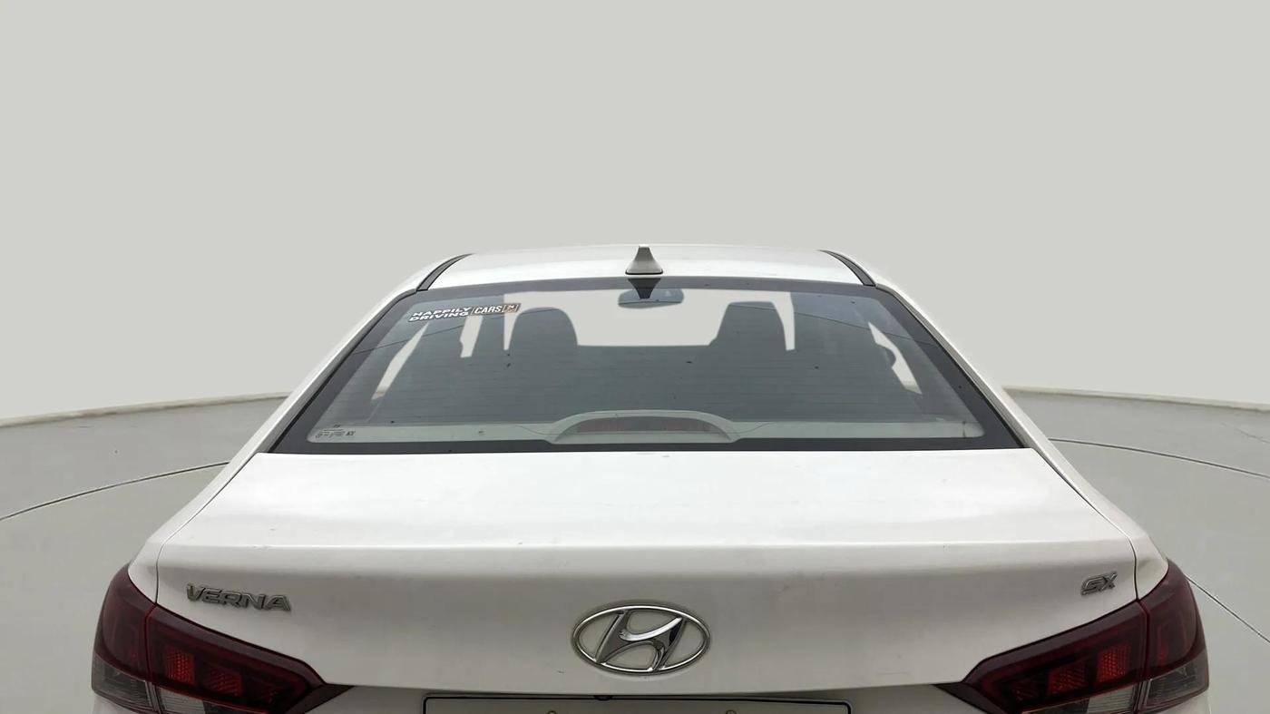 2021 Hyundai Verna SX 1.5 VTVT, Petrol, Manual, 36,420 km, Rear Windshield