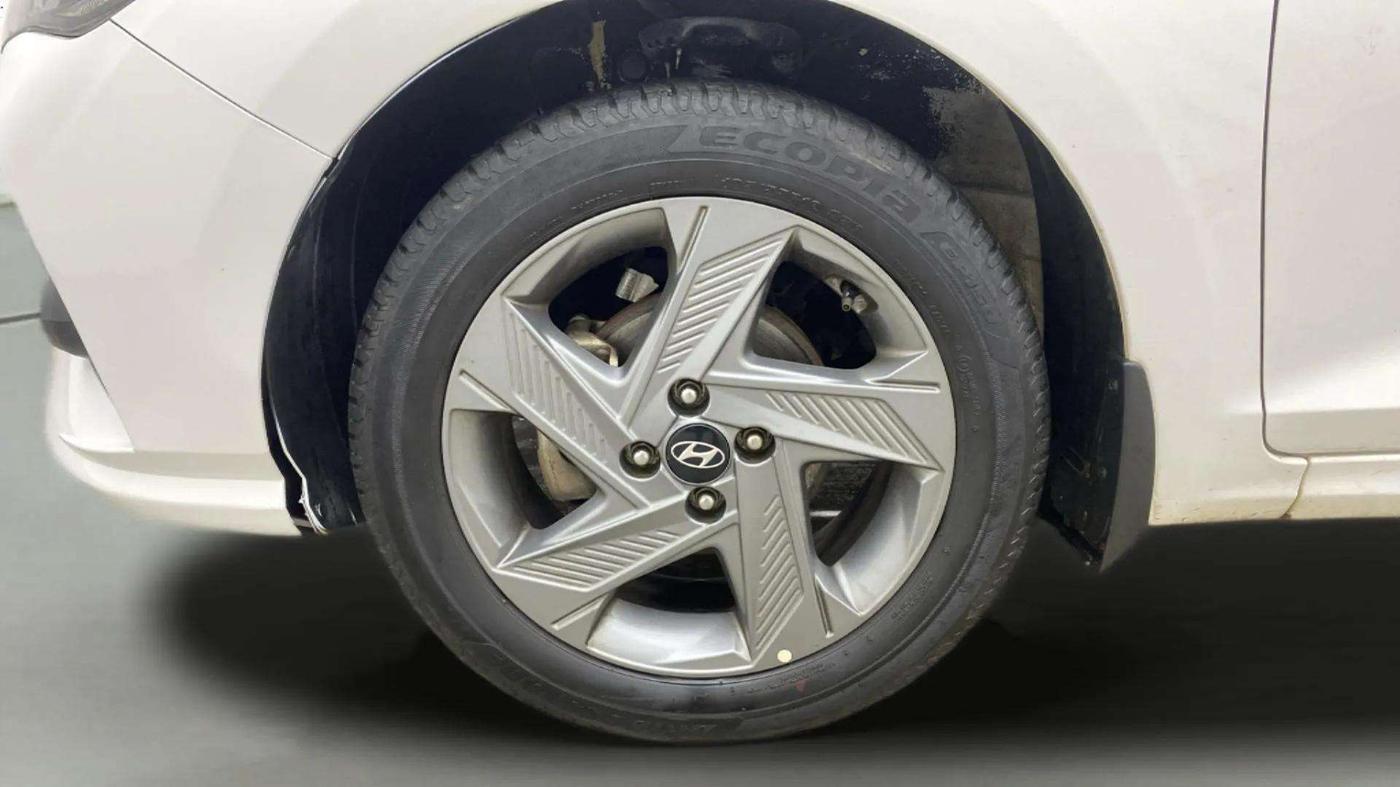 2021 Hyundai Verna SX 1.5 VTVT, Petrol, Manual, 36,420 km, Left Front Wheel
