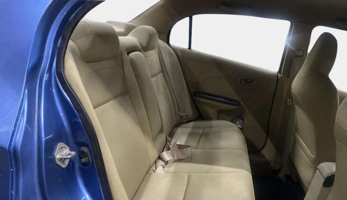2013 Honda Amaze 1.2L I-VTEC S, CNG, Manual, 50,637 km, Right Side Rear Door Cabin