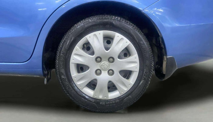 2013 Honda Amaze 1.2L I-VTEC S, CNG, Manual, 50,637 km, Left Rear Wheel