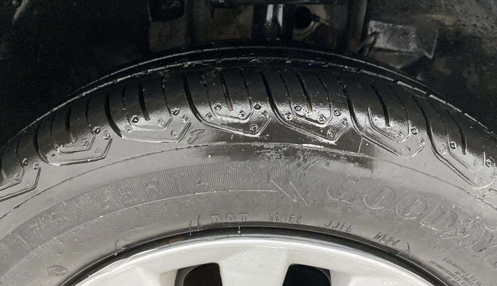 2022 Tata Tiago XT CNG, CNG, Manual, 71,425 km, Right Front Tyre Tread