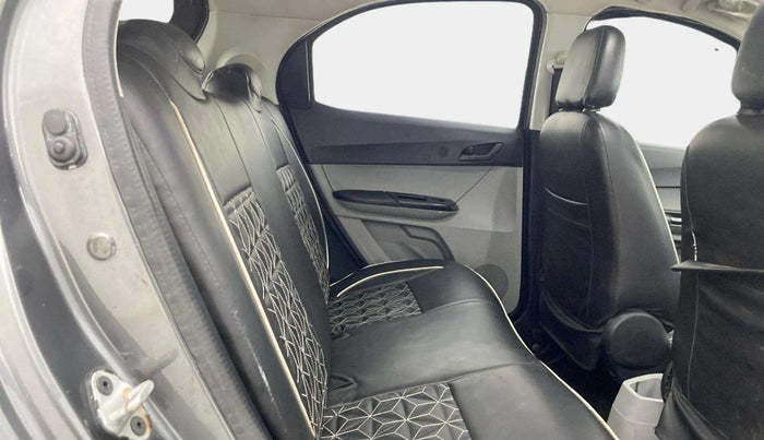 2022 Tata Tiago XT CNG, CNG, Manual, 71,425 km, Right Side Rear Door Cabin