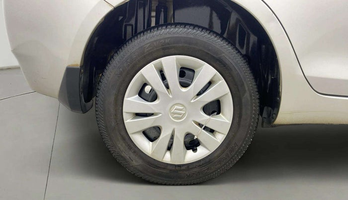 2014 Maruti Swift Dzire VXI, Petrol, Manual, 71,841 km, Right Rear Wheel