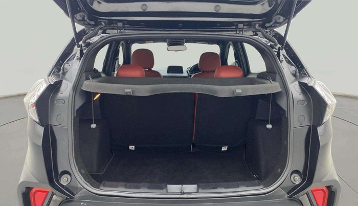 2023 Tata NEXON XZA PLUS LUX SUNROOF DARK DIESEL, Diesel, Automatic, 31,597 km, Boot Inside