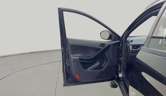 2023 Tata NEXON XZA PLUS LUX SUNROOF DARK DIESEL, Diesel, Automatic, 31,597 km, LHS Front Door