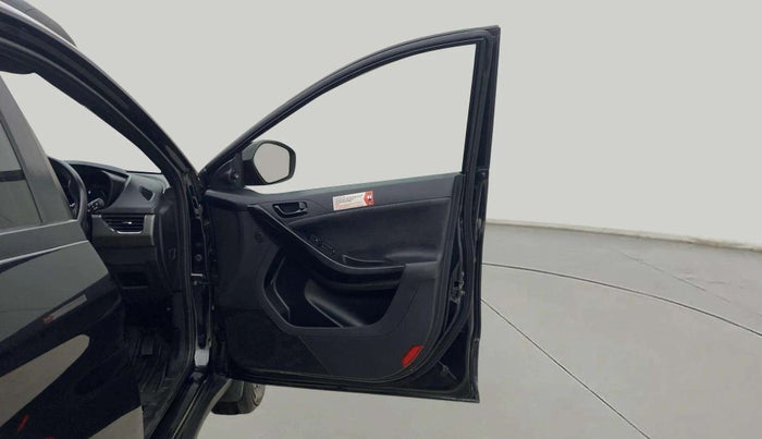 2023 Tata NEXON XZA PLUS LUX SUNROOF DARK DIESEL, Diesel, Automatic, 31,597 km, RHS Front Door