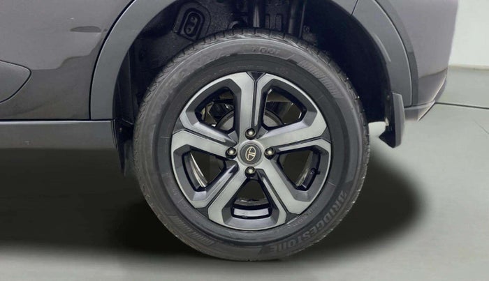 2023 Tata NEXON XZA PLUS LUX SUNROOF DARK DIESEL, Diesel, Automatic, 31,597 km, Left Rear Wheel