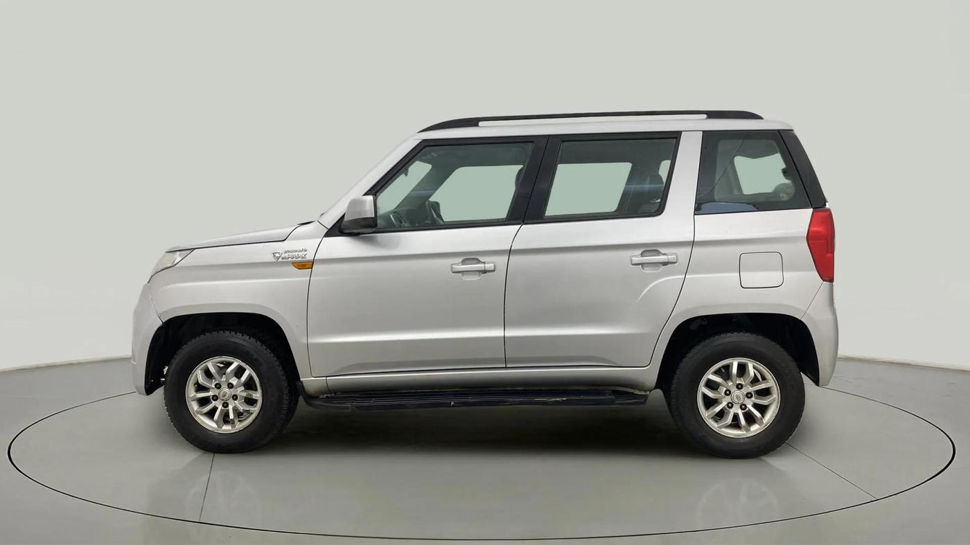 2016 Mahindra TUV300 T8, Diesel, Manual, 78,458 km, Left Side