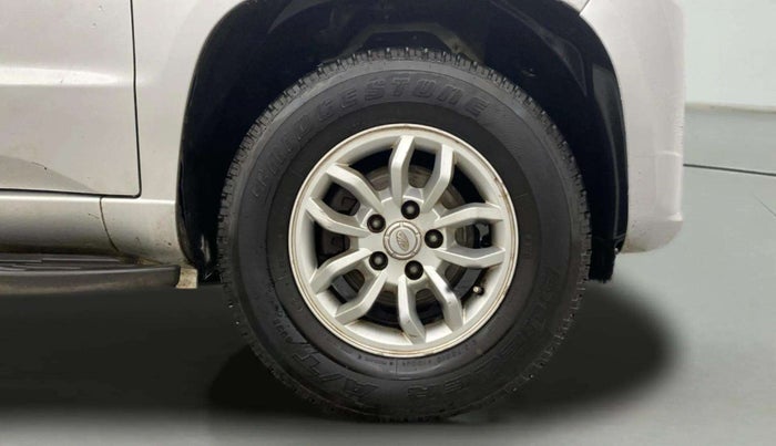 2016 Mahindra TUV300 T8, Diesel, Manual, 78,458 km, Right Front Wheel