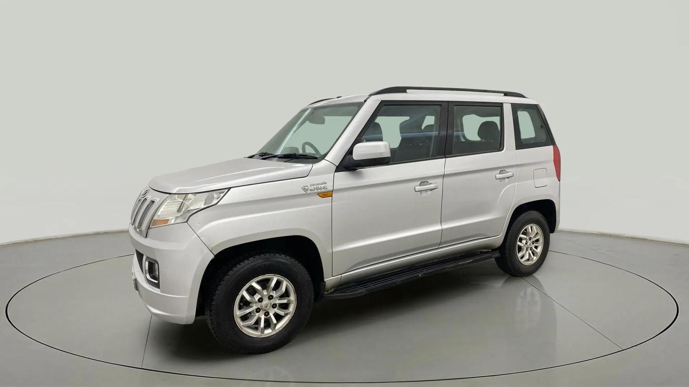 2016 Mahindra TUV300 T8, Diesel, Manual, 78,458 km, Left Front Diagonal