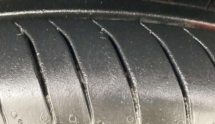 2017 Honda Jazz 1.2L I-VTEC V AT, Petrol, Automatic, 55,608 km, Right Front Tyre Tread