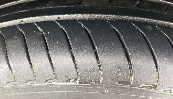 2017 Honda Jazz 1.2L I-VTEC V AT, Petrol, Automatic, 55,608 km, Left Front Tyre Tread