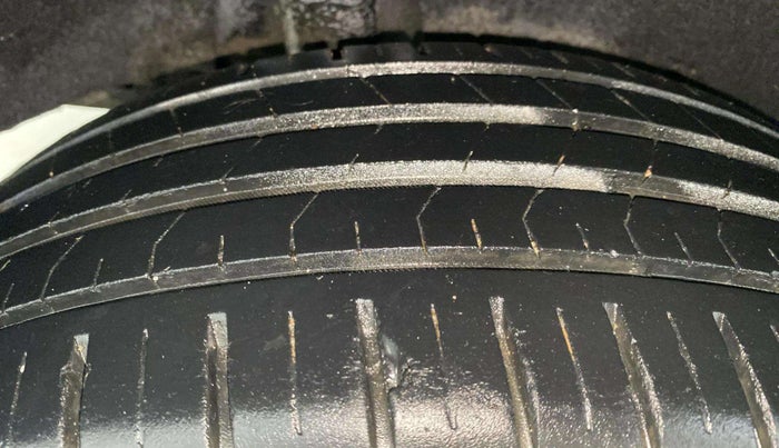 2017 Maruti Baleno ZETA CVT PETROL 1.2, Petrol, Automatic, 34,860 km, Right Rear Tyre Tread