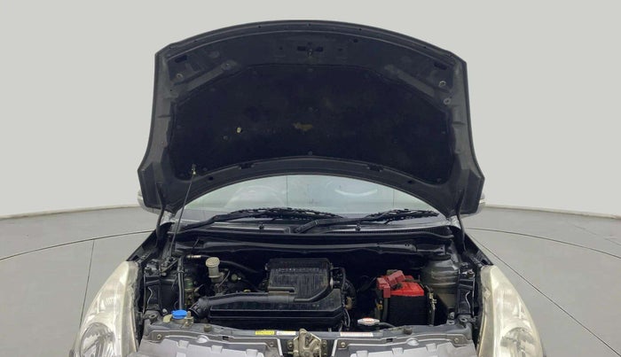 2014 Maruti Swift VXI, Petrol, Manual, 73,094 km, Open Bonet