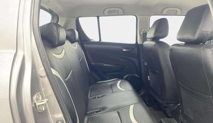 2014 Maruti Swift VXI, Petrol, Manual, 73,094 km, Right Side Rear Door Cabin