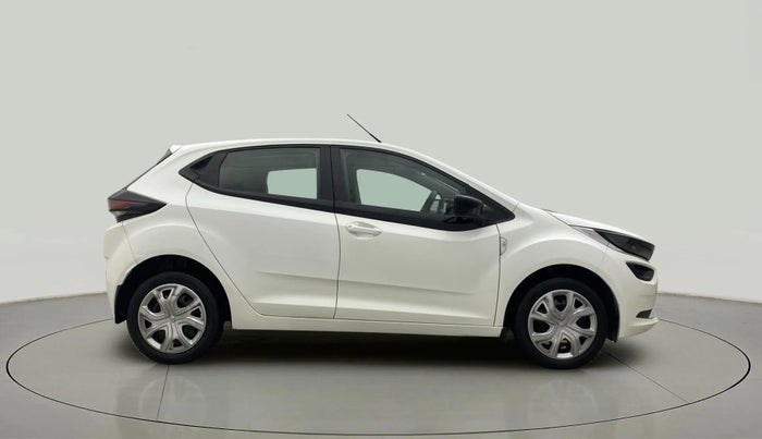 2022 Tata ALTROZ XM PLUS PETROL, Petrol, Manual, 33,844 km, Right Side View
