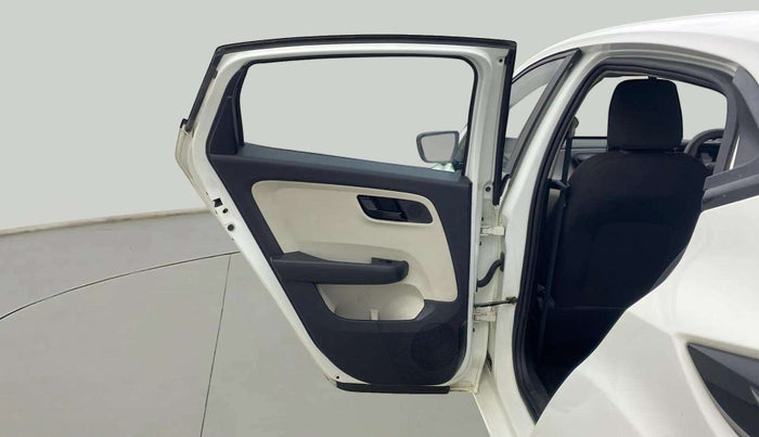 2022 Tata ALTROZ XM PLUS PETROL, Petrol, Manual, 33,844 km, LHS Rear Door