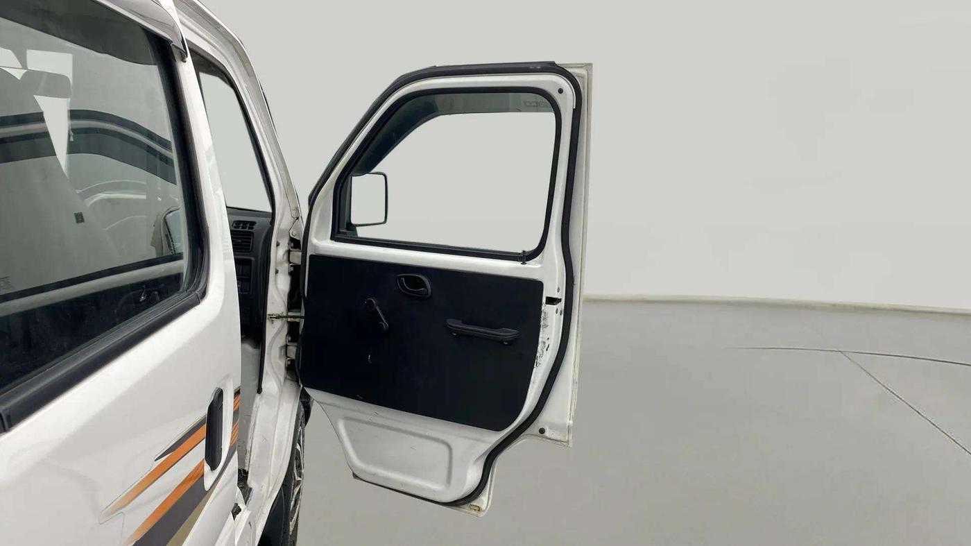 2018 Maruti Eeco 5 STR WITH A/C+HTR, Petrol, Manual, 70,113 km, RHS Front Door