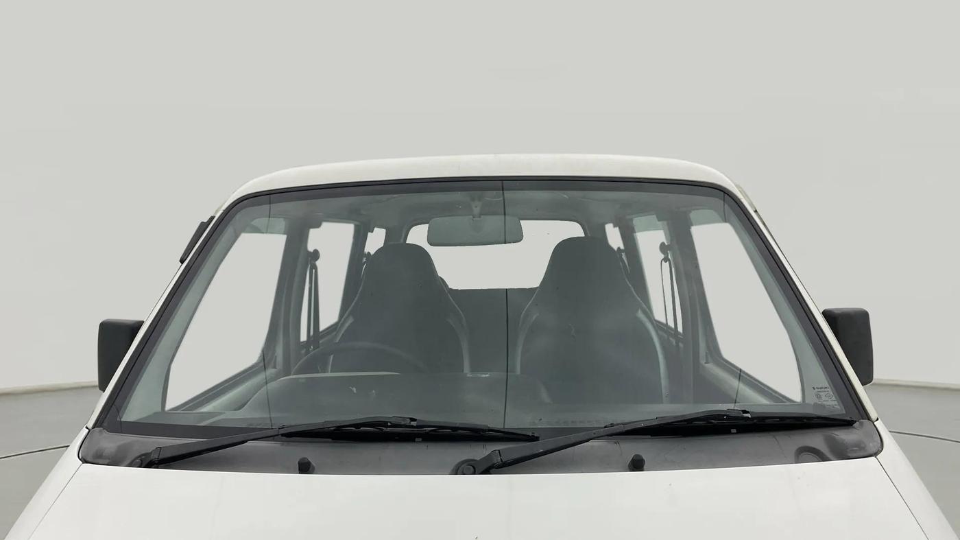 2018 Maruti Eeco 5 STR WITH A/C+HTR, Petrol, Manual, 70,113 km, Front Windshield