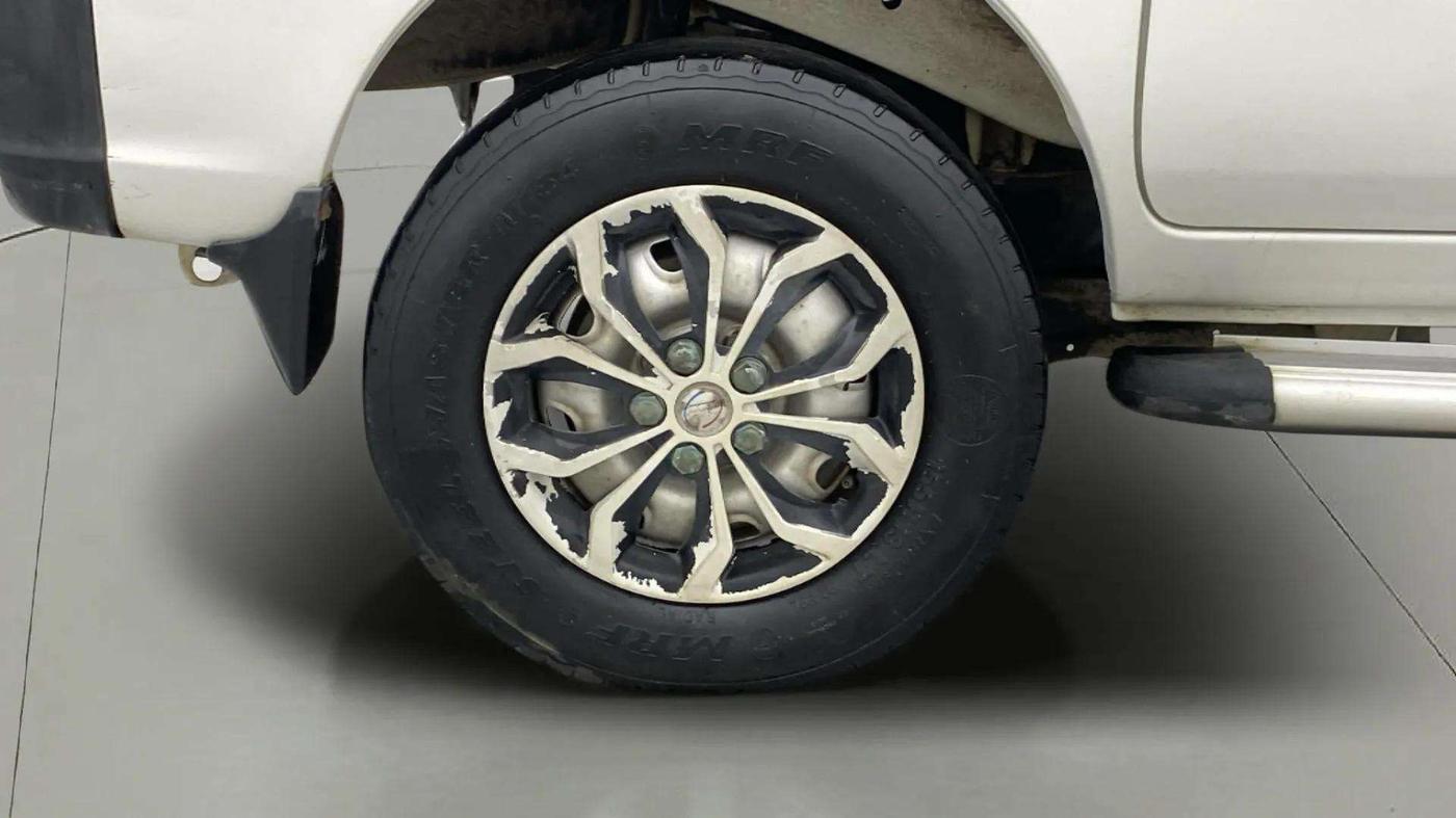2018 Maruti Eeco 5 STR WITH A/C+HTR, Petrol, Manual, 70,113 km, Right Rear Wheel
