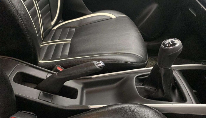 2017 Maruti Baleno DELTA PETROL 1.2, Petrol, Manual, 37,330 km, Gear Lever