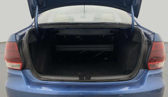 2016 Volkswagen Vento 1.2 TSI HIGHLINE PLUS AT, Petrol, Automatic, 74,809 km, Boot Inside