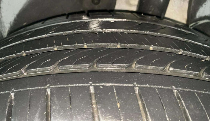2017 Hyundai Creta SX PLUS 1.6 PETROL, Petrol, Manual, 54,828 km, Left Rear Tyre Tread