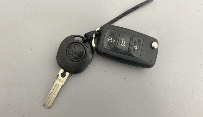 2018 Skoda Rapid AMBITION 1.5 TDI, Diesel, Manual, 1,15,328 km, Key Close Up