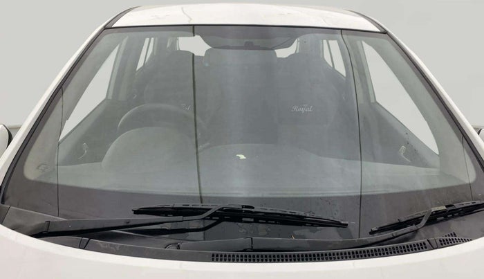 2017 Hyundai Grand i10 SPORTZ 1.2 KAPPA VTVT, CNG, Manual, 66,092 km, Front Windshield