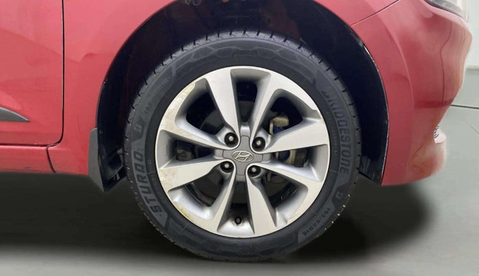 2017 Hyundai Elite i20 ASTA 1.2 (O), Petrol, Manual, 45,286 km, Right Front Wheel