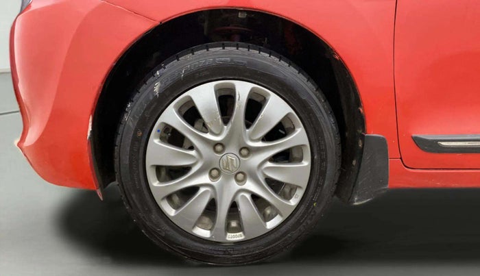 2016 Maruti Baleno ALPHA PETROL 1.2, Petrol, Manual, 52,086 km, Left Front Wheel