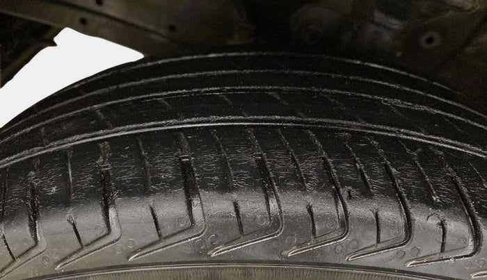 2020 Maruti New Wagon-R LXI CNG (O) 1.0, CNG, Manual, 65,595 km, Left Front Tyre Tread